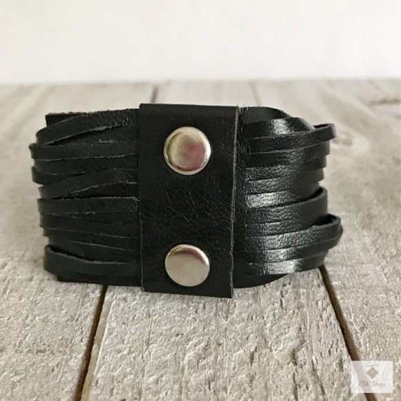 BLACK LEATHER & SILVER BAR WIDE CUFF BRACELET - Picture 4 of 5